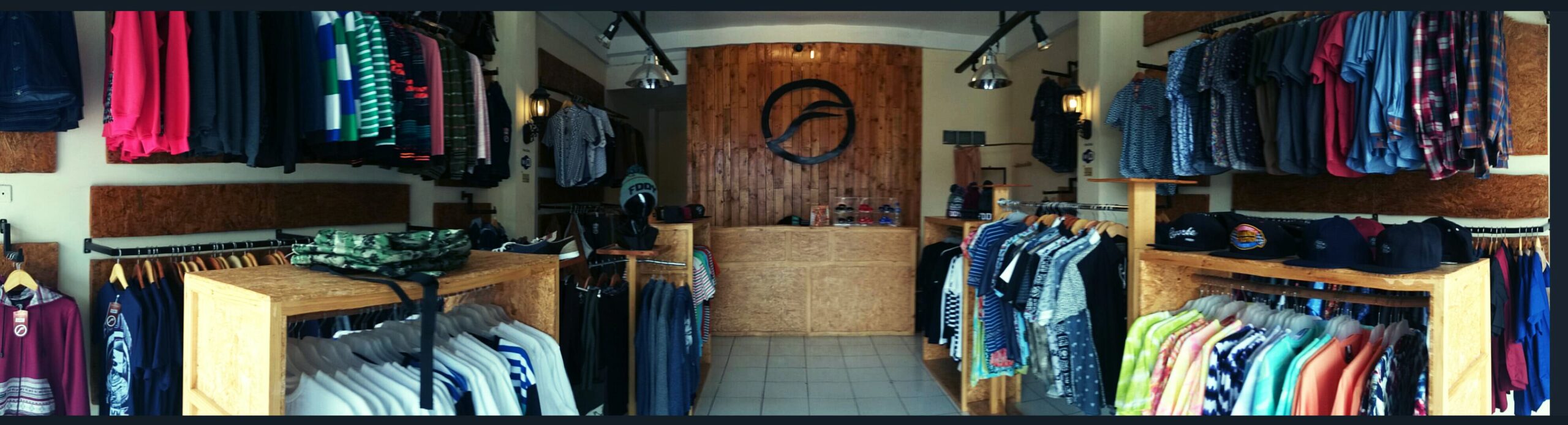 Bisnis Clothing Anak Muda Makin Digemari 1 DSC 00132 2 scaled