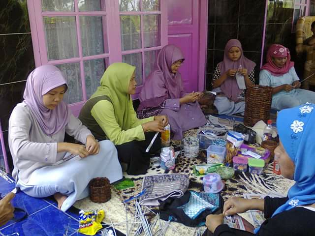 FB IMG 1428840894937 2 copy