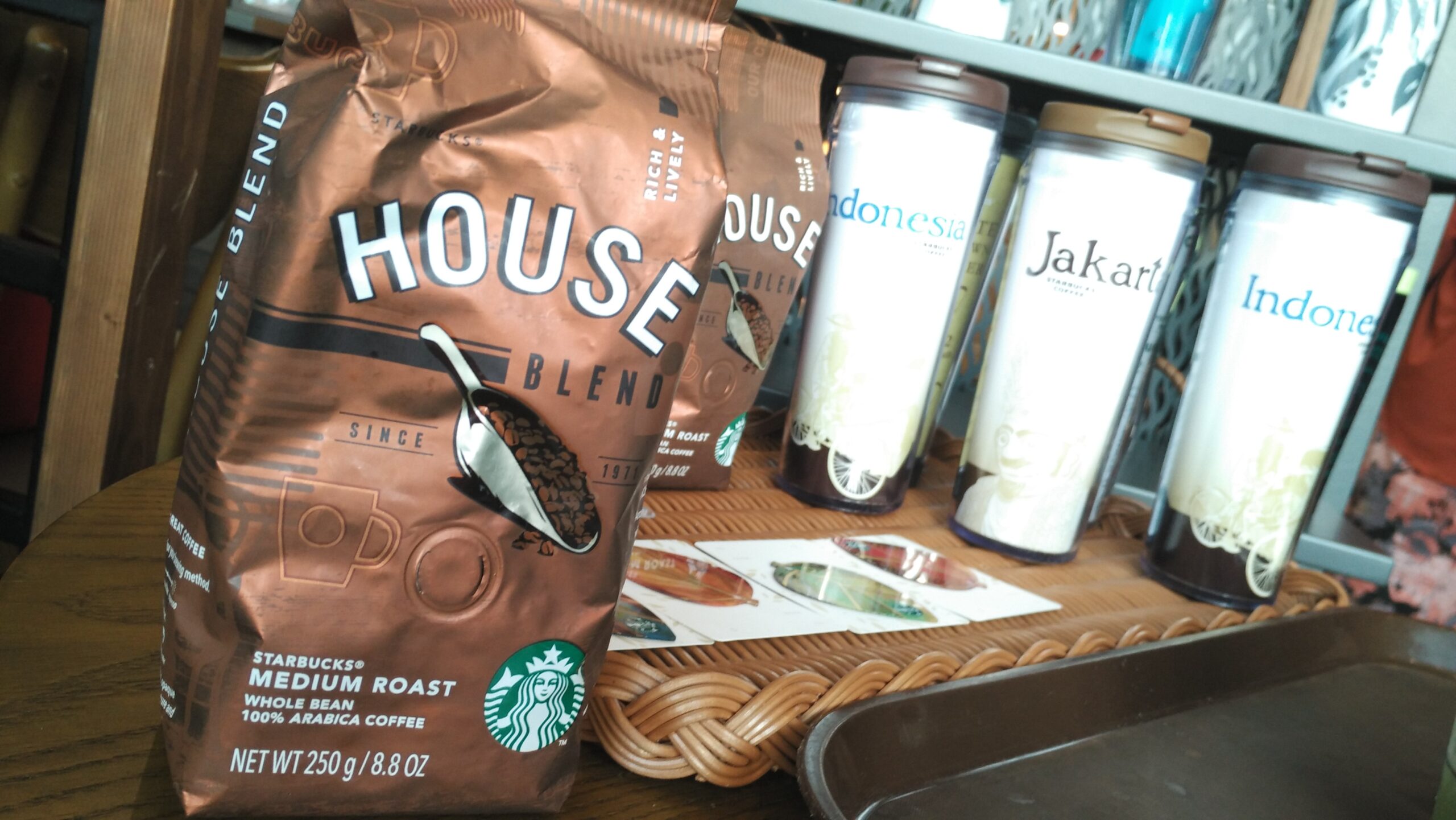 Cara Lezat Nikmati Kopi 1 Starbucks Hotel Holiday Inn Kemayoran