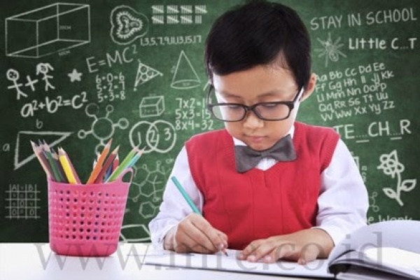 dana pendidikan untuk anak mre 600x400 5634c4486323bd2509c0eec6