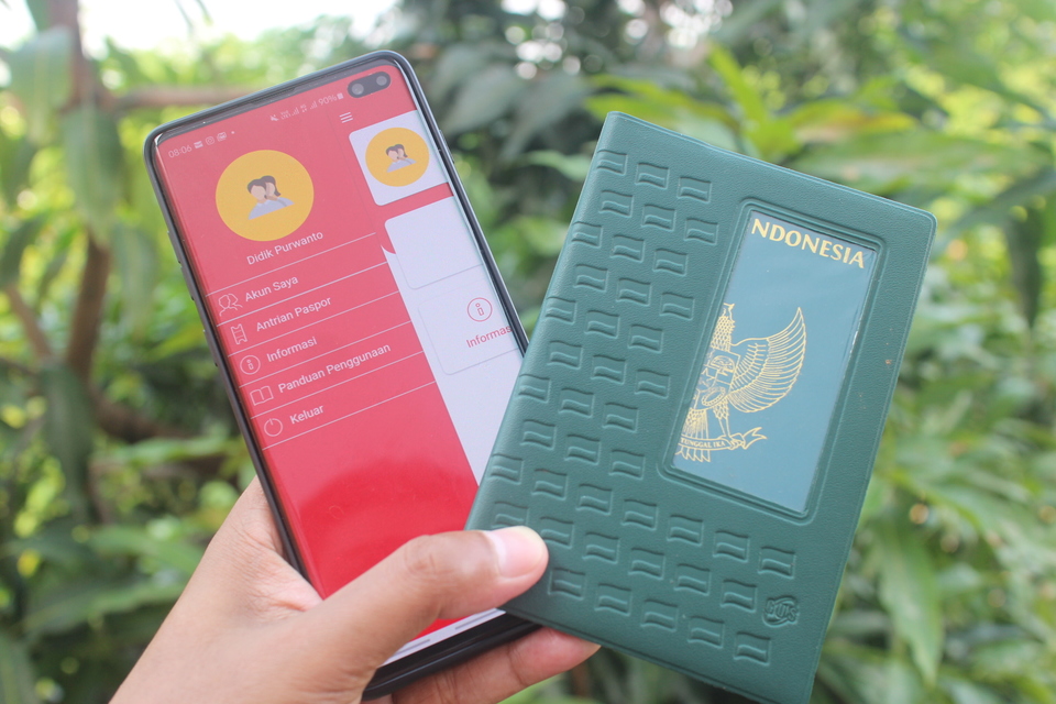 Paspor Elektronik dan Aplikasi Layanan Paspor Online