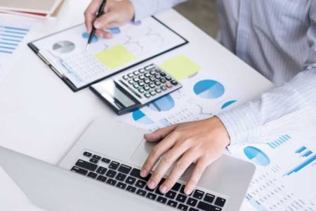 Tips memilih aplikasi keuangan yang tepat