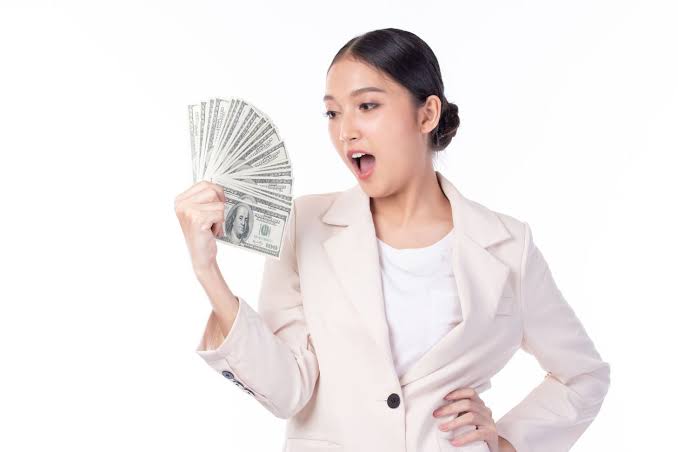 Budaya flexing vs investasi