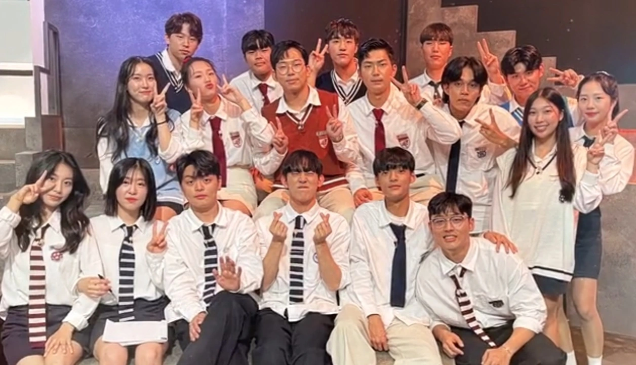 Reality show university war