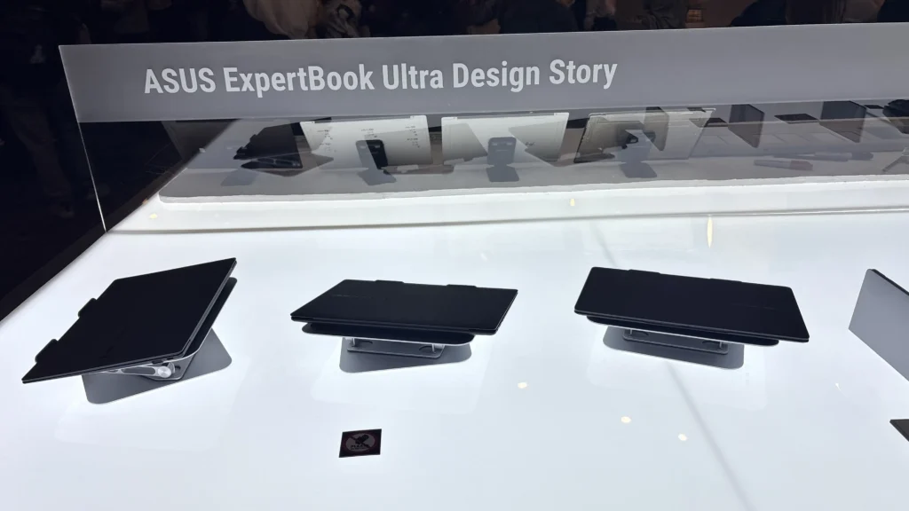 Desain ASUS ExpertBook Ultra444