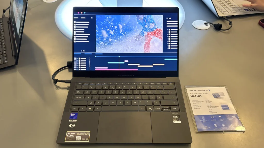 Kelebihan ASUS ExpertBook Ultra